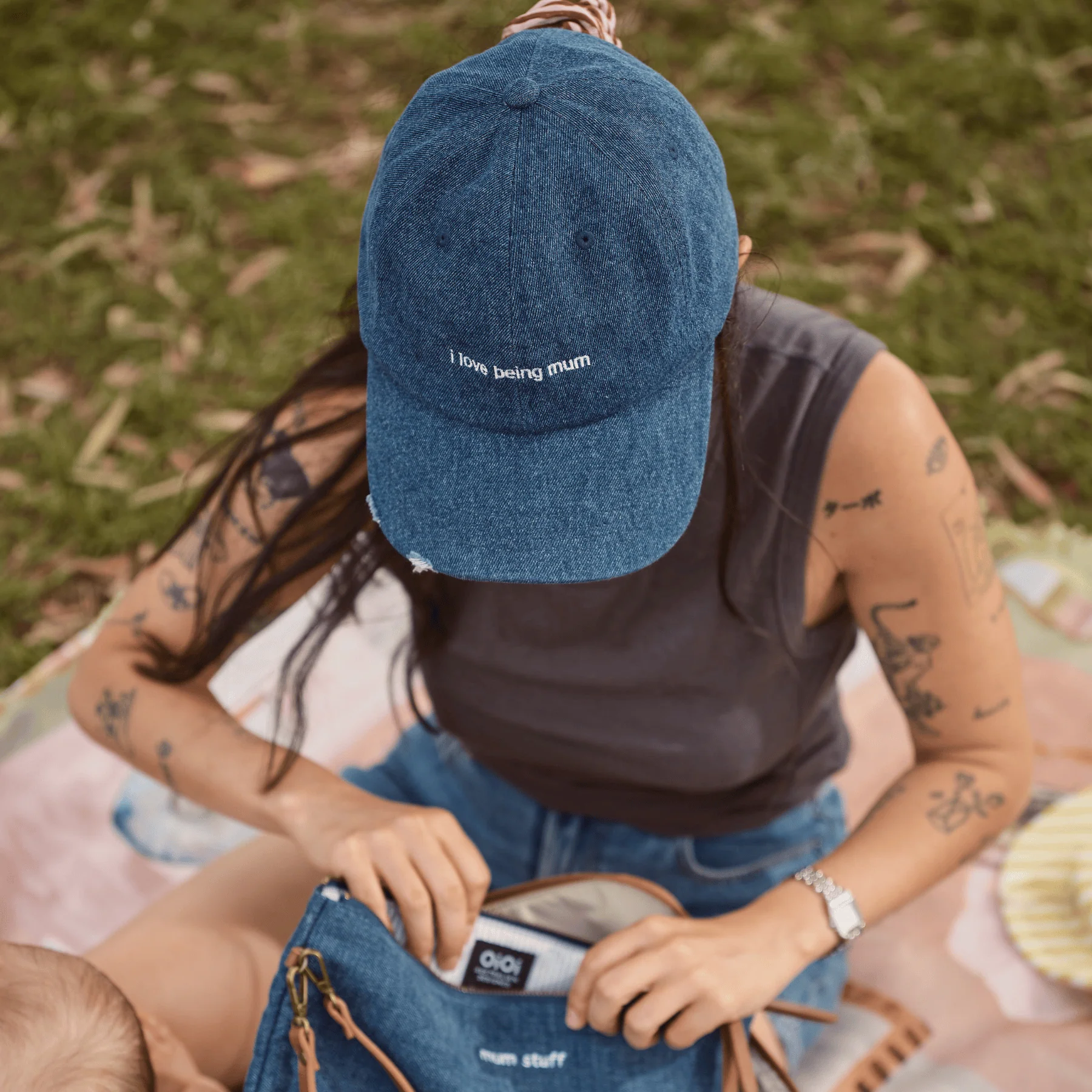 i love being mum - deep jean hat - Image 2
